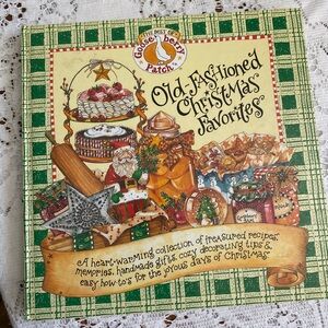 Gooseberry Patch Holiday Cookbook
